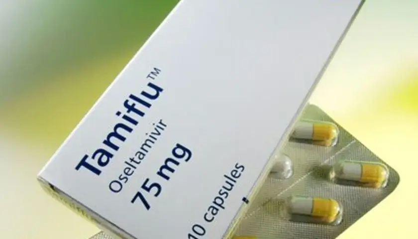 Tamiflu 75 mg kapslar, ett antiviralt medel mot influensa, i förpackning och blisterförpackning.